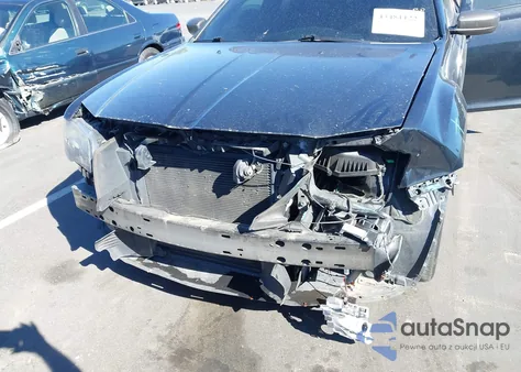 2013 Chrysler 300C John Varvatos Limited Edition из США, поврежденный, VIN 2C3CCADG6DH740076